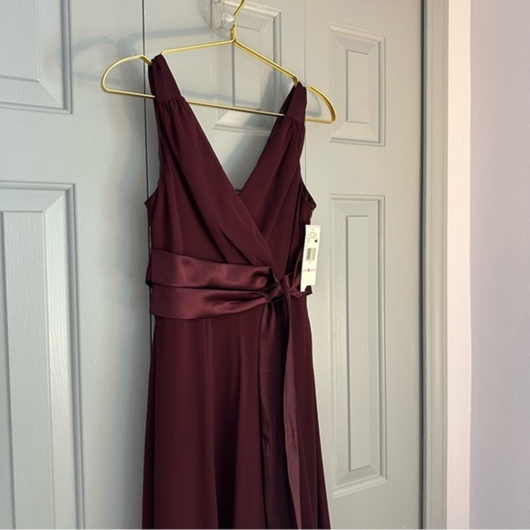 Jones Wear Dress Burgundy Cocktail dress with satin bow. Midi Dress Size 6 NWT - Picture 3 of 14